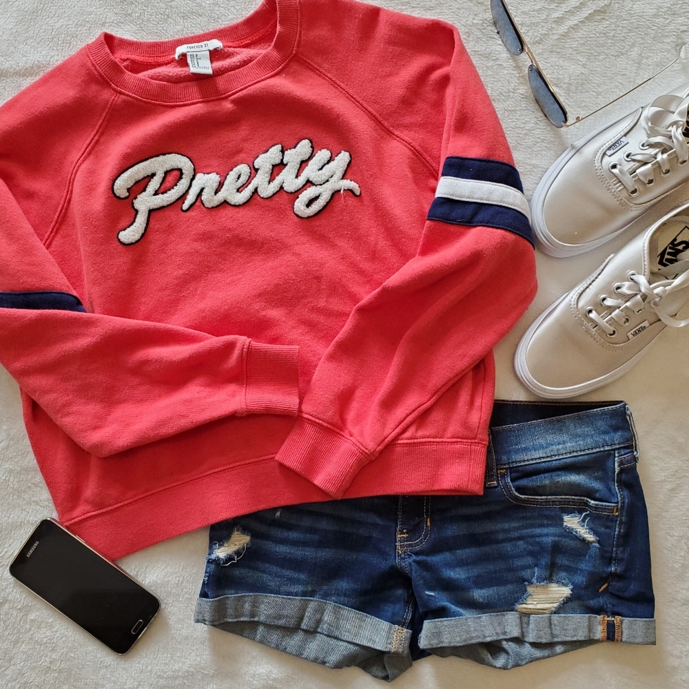"PRETTY" Sweatshirt